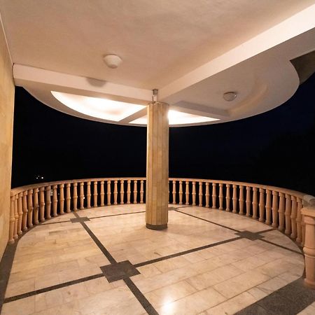Резиденция Президента В Мюссере Myussera Extérieur photo