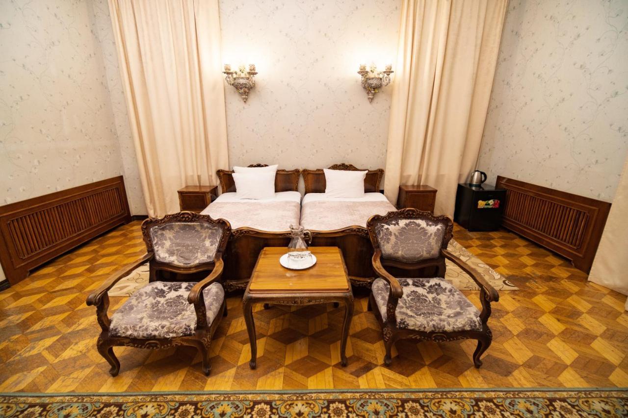 Резиденция Президента В Мюссере Myussera Extérieur photo