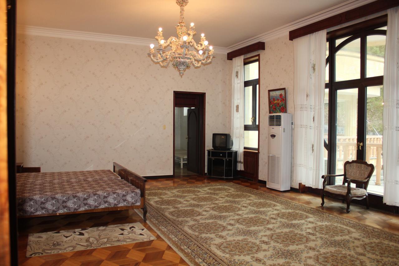 Резиденция Президента В Мюссере Myussera Extérieur photo